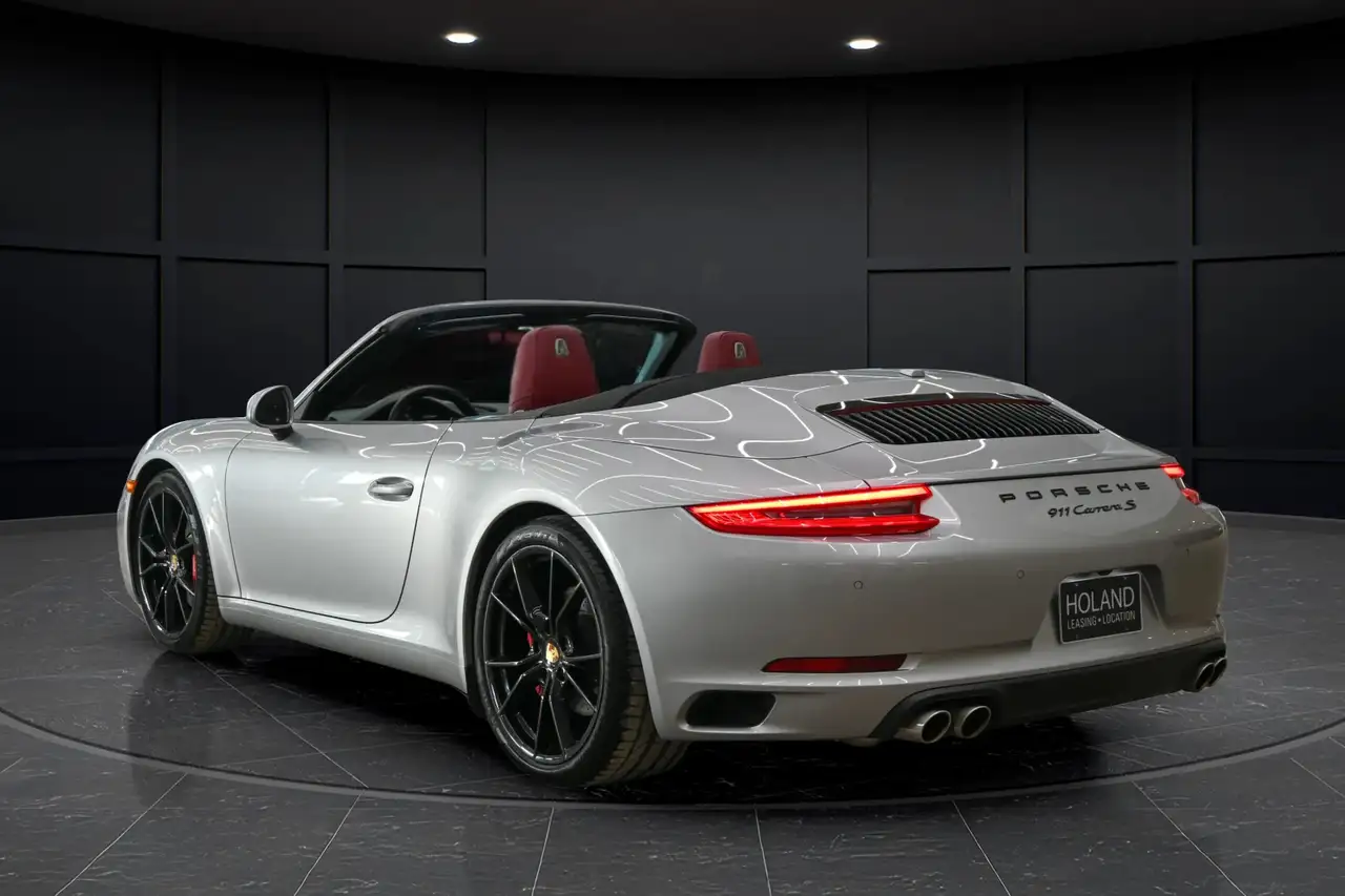 Porsche 911 снимка Porsche 911