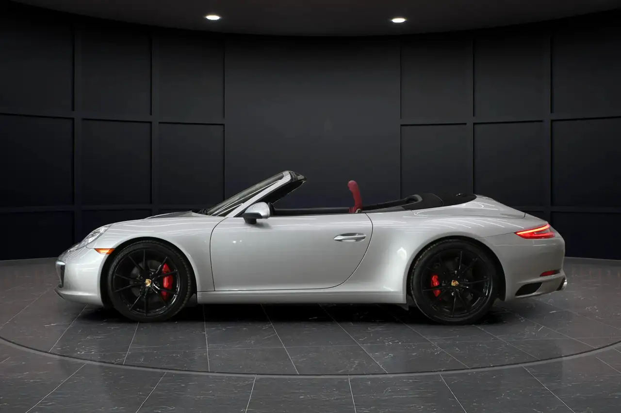 Porsche 911 снимка Porsche 911