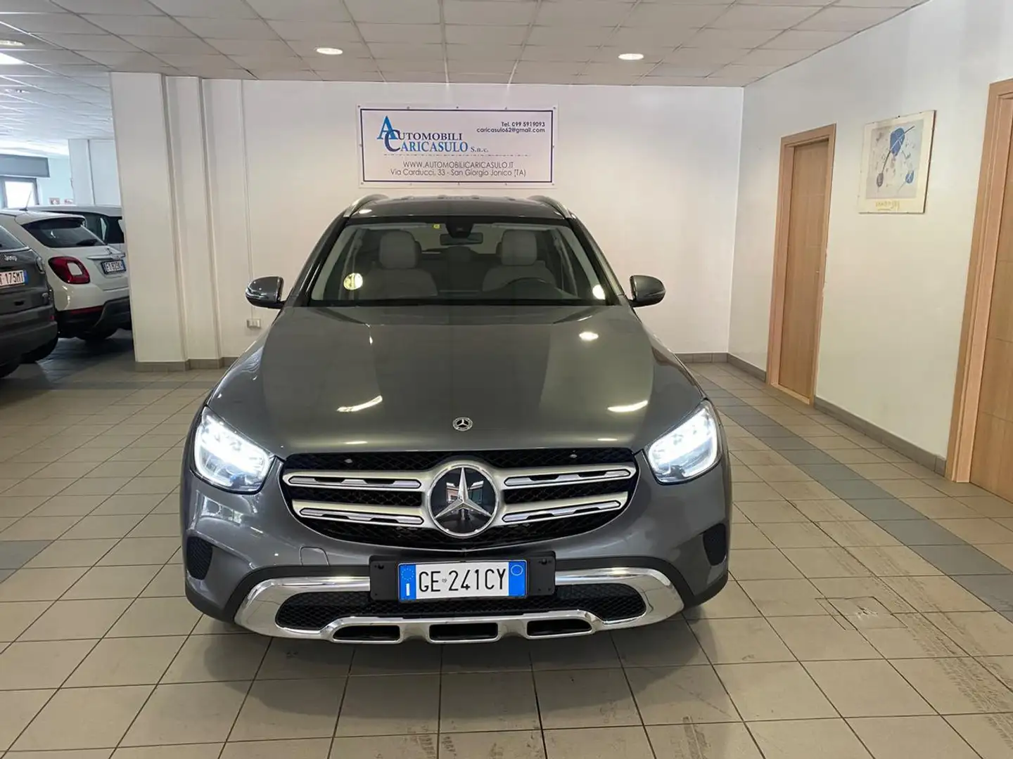 Mercedes-Benz GLC 200 d 4Matic Executive Grigio - 2
