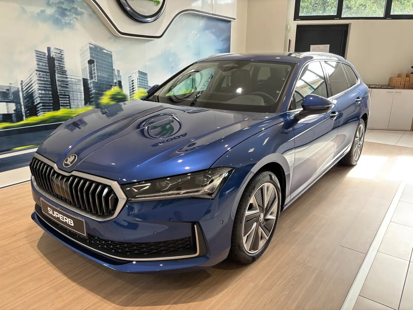 Skoda Superb Superb Wagon 2.0 tdi Style 150cv dsg Blu/Azzurro - 1