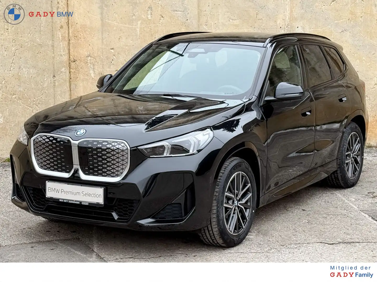 BMW iX1 eDrive20 M-Sportpaket Schwarz - 1