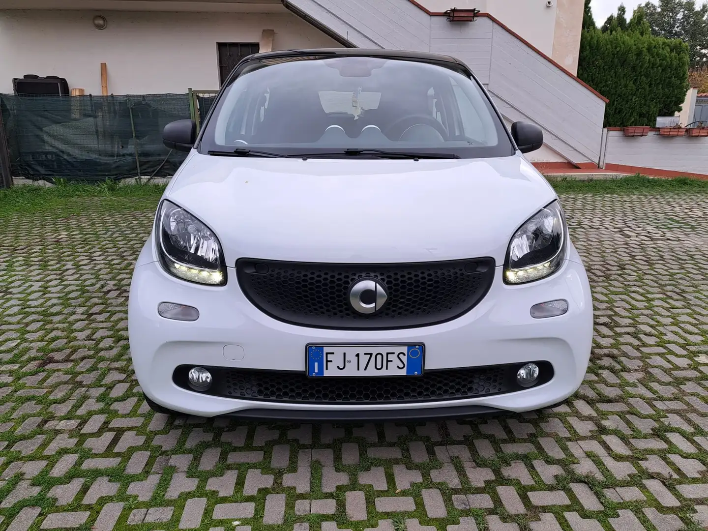 smart forFour Forfour II 2015 1.0 Youngster 71cv c/S.S. Bianco - 2
