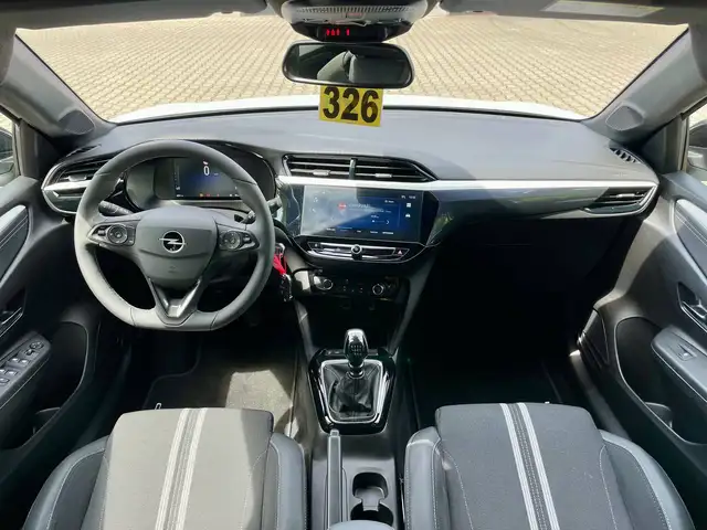 Opel Corsa view 11