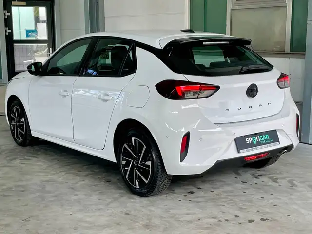 Opel Corsa view 3