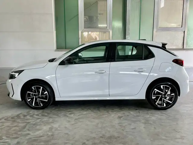 Opel Corsa view 7