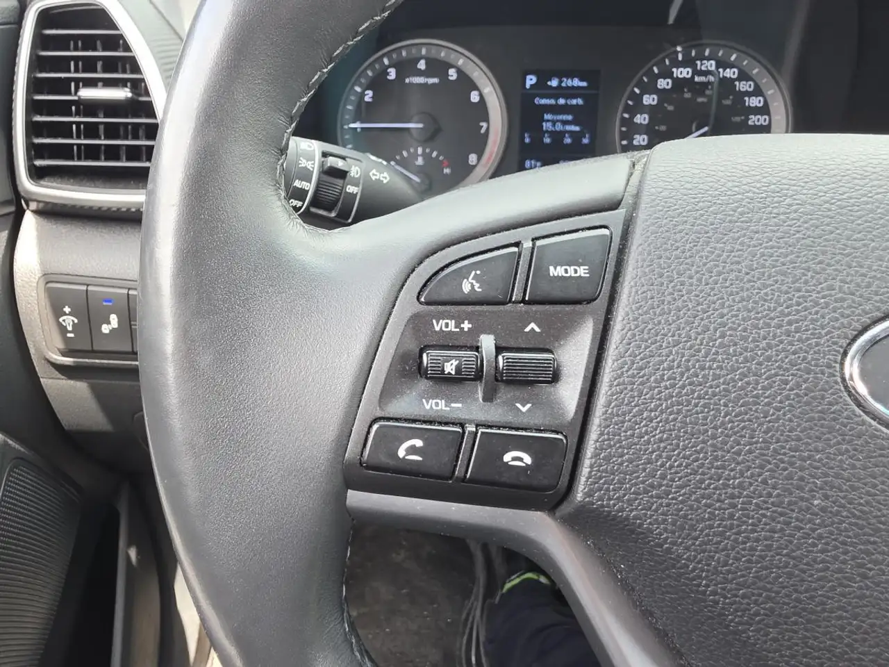 Hyundai TUCSON снимка Hyundai TUCSON