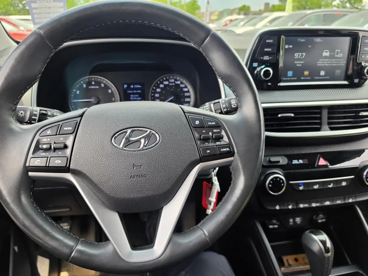 Hyundai TUCSON снимка Hyundai TUCSON