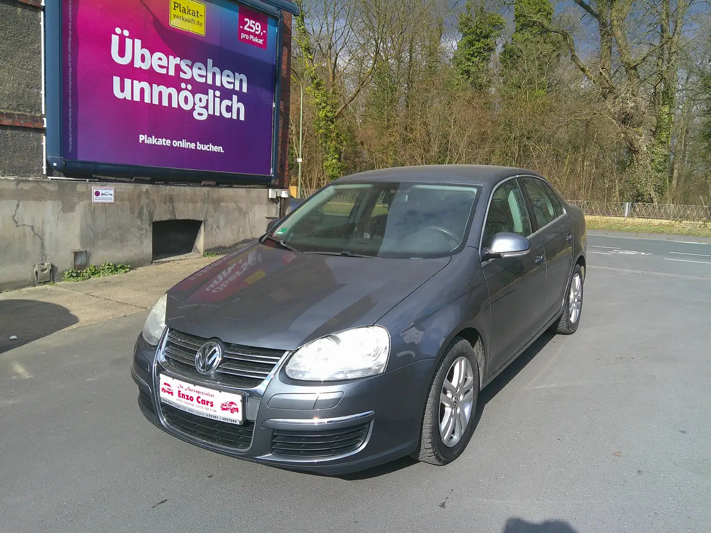 Volkswagen Jetta *2-HAND*EURO-4*KLIMAAUTOMATIK*TÜV 01/2026* Gris - 1