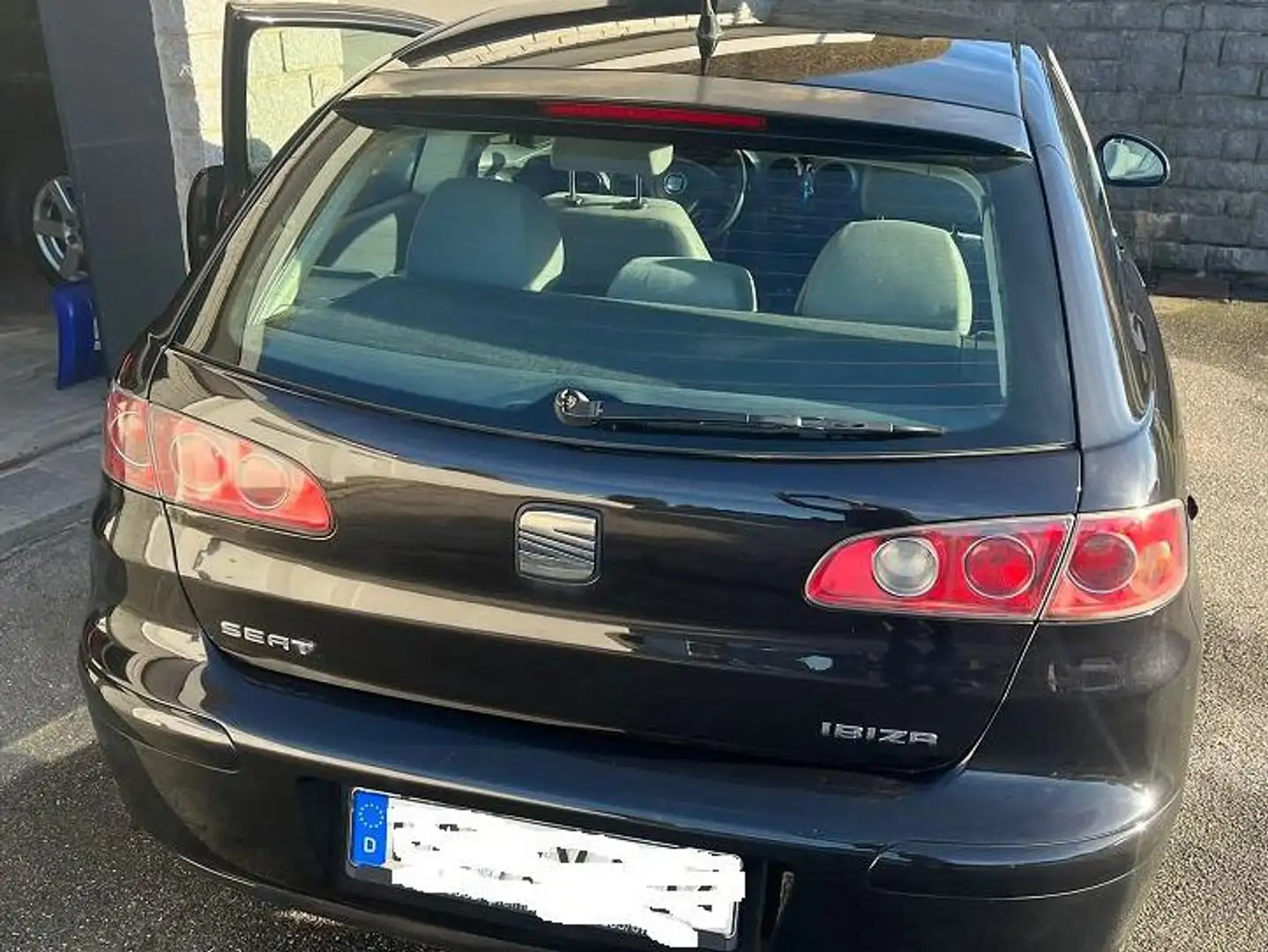SEAT Ibiza Ibiza 1.4 16V Stella Чорний - 2