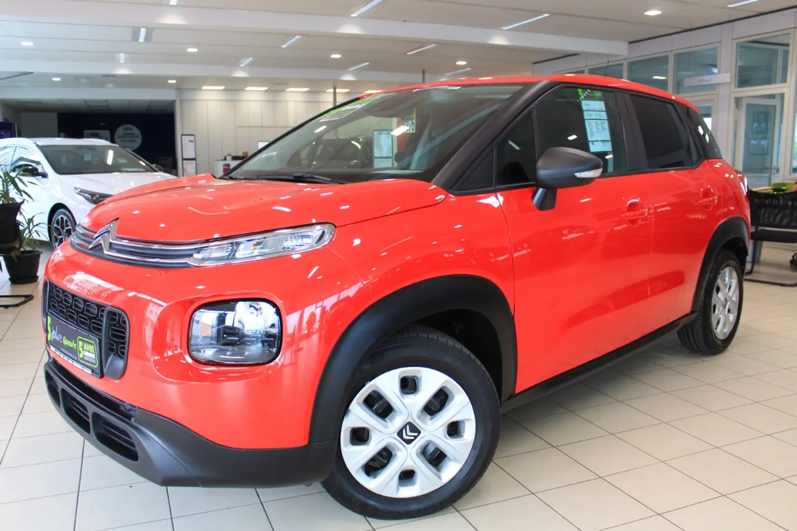 Citroen C3 Aircross 1.2 PureTech 82 Live unfallfrei Piros - 2