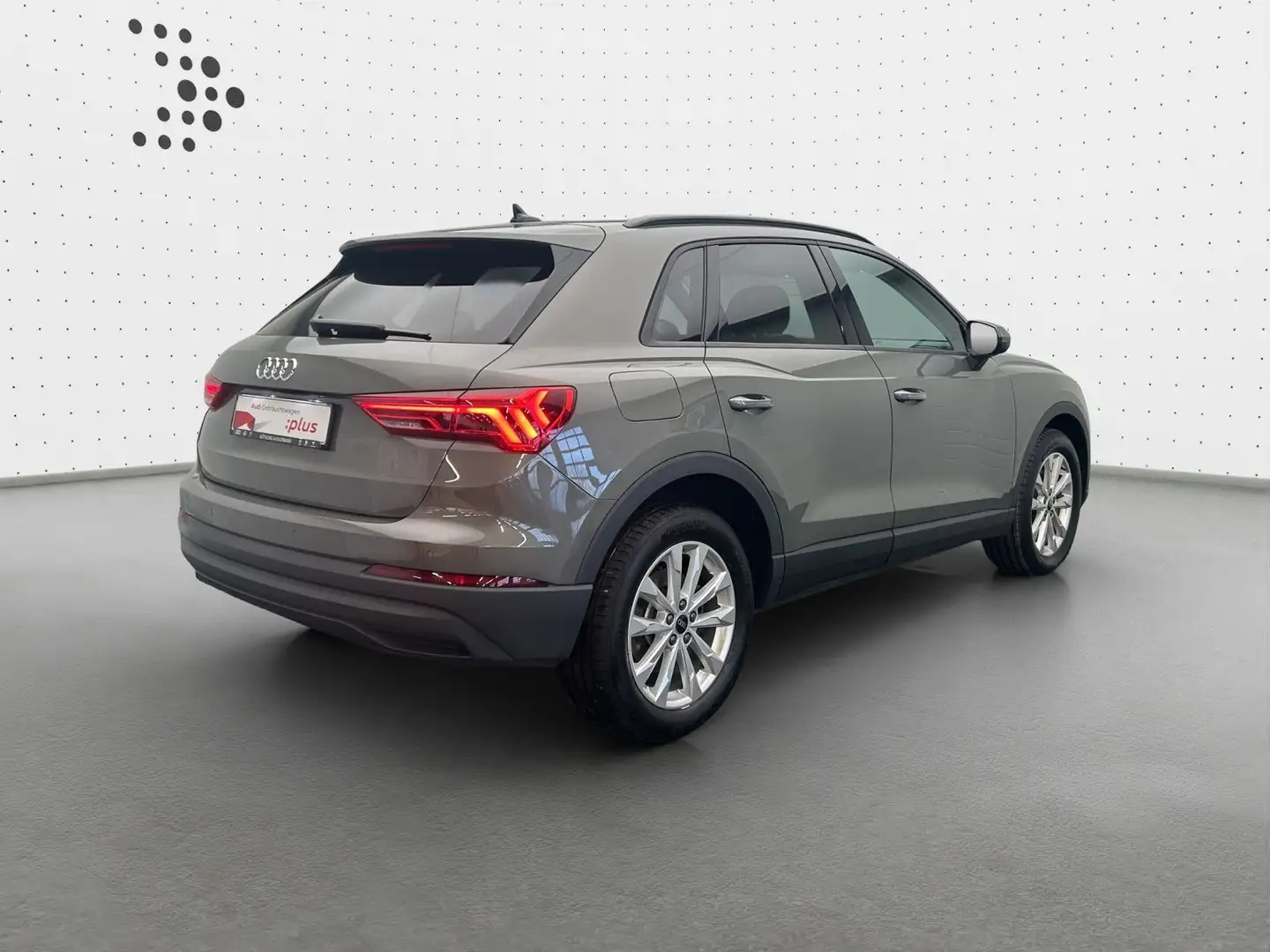 Audi Q3 45 TFSIe S tro*Pano*LED*Virtual*Navi+*Sportsi Grau - 2