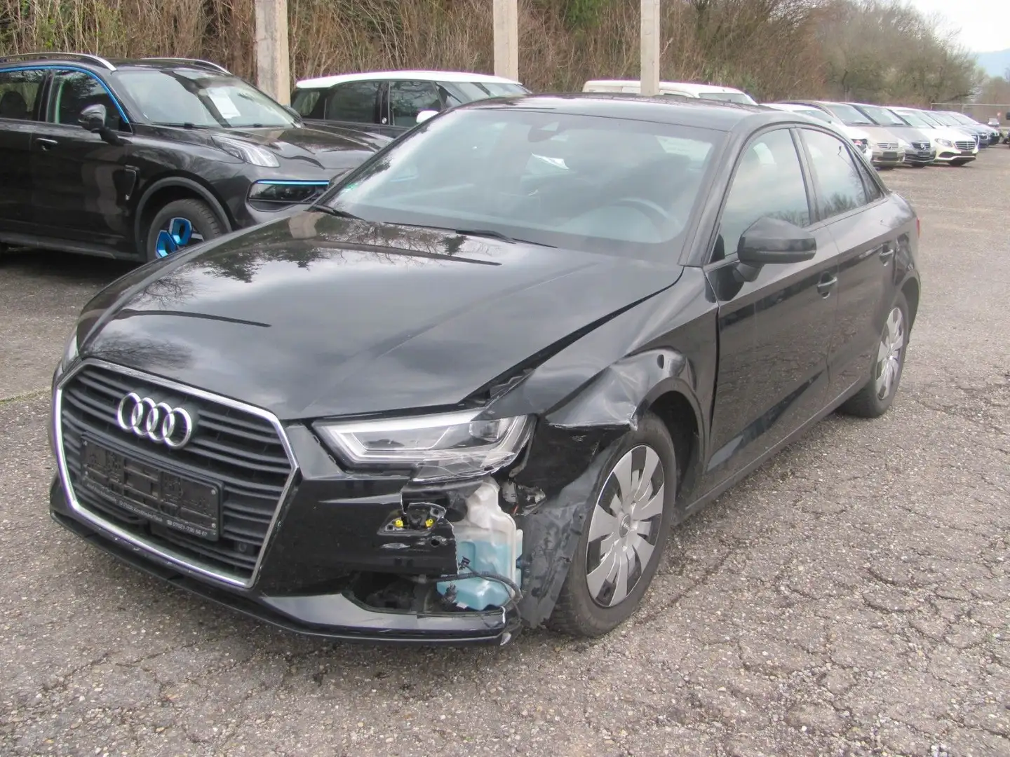 Audi A3 2.0 TDi S-Tronic Limousine Unfall Zwart - 1