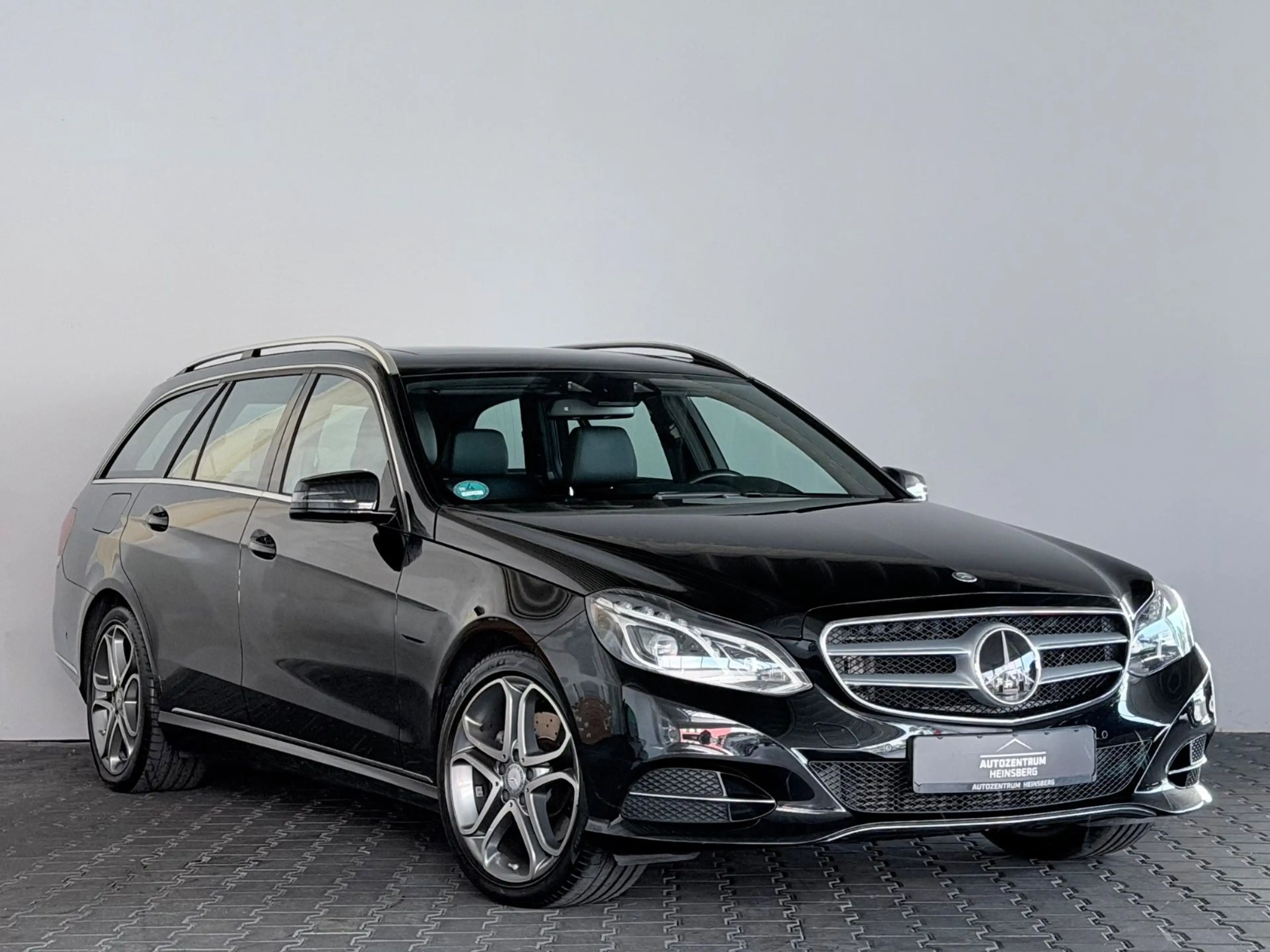 Mercedes-Benz E 250 E T-Modell E 250 BlueTec — photo 5