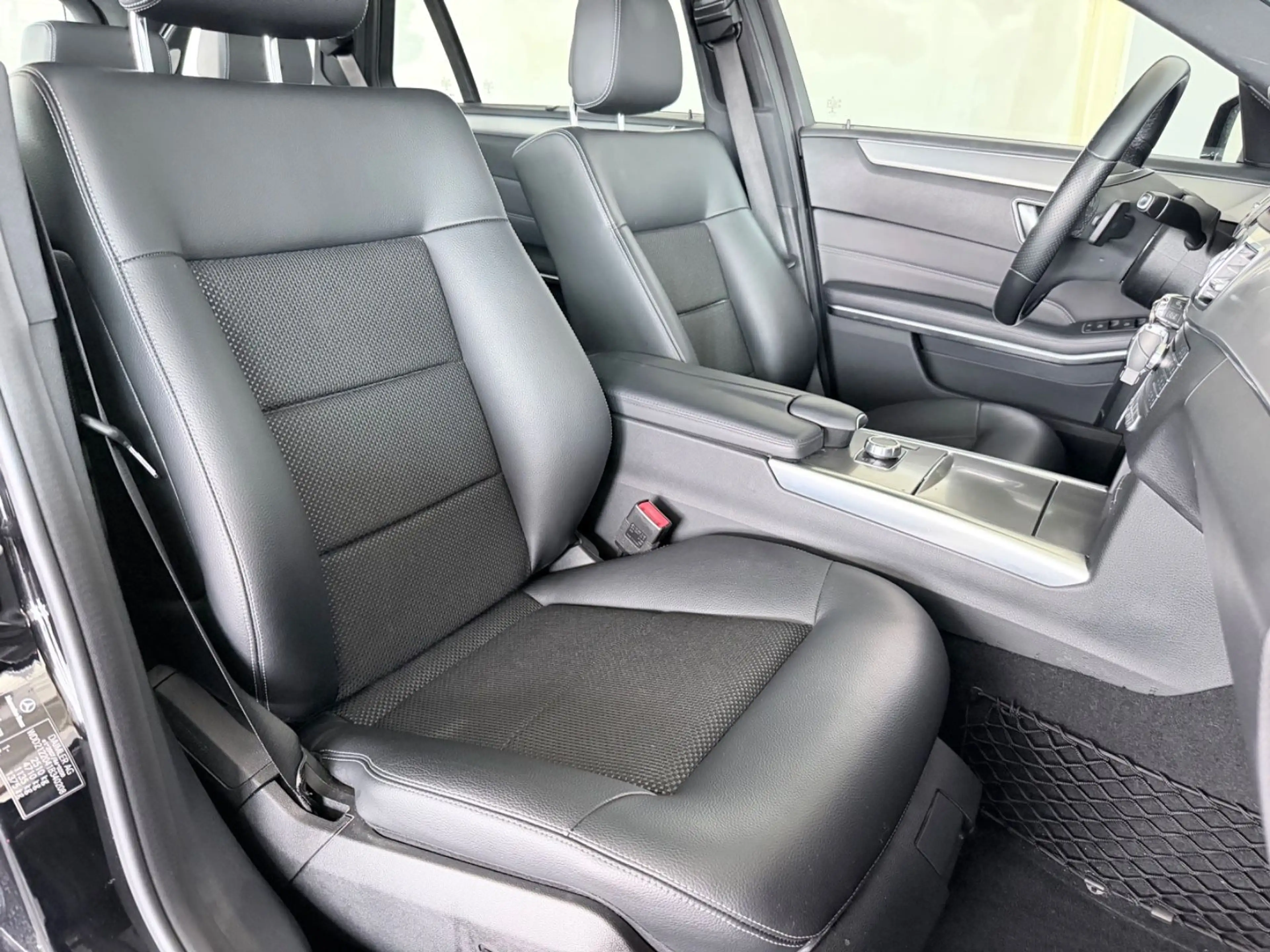 Mercedes-Benz E 250 E T-Modell E 250 BlueTec — photo 15