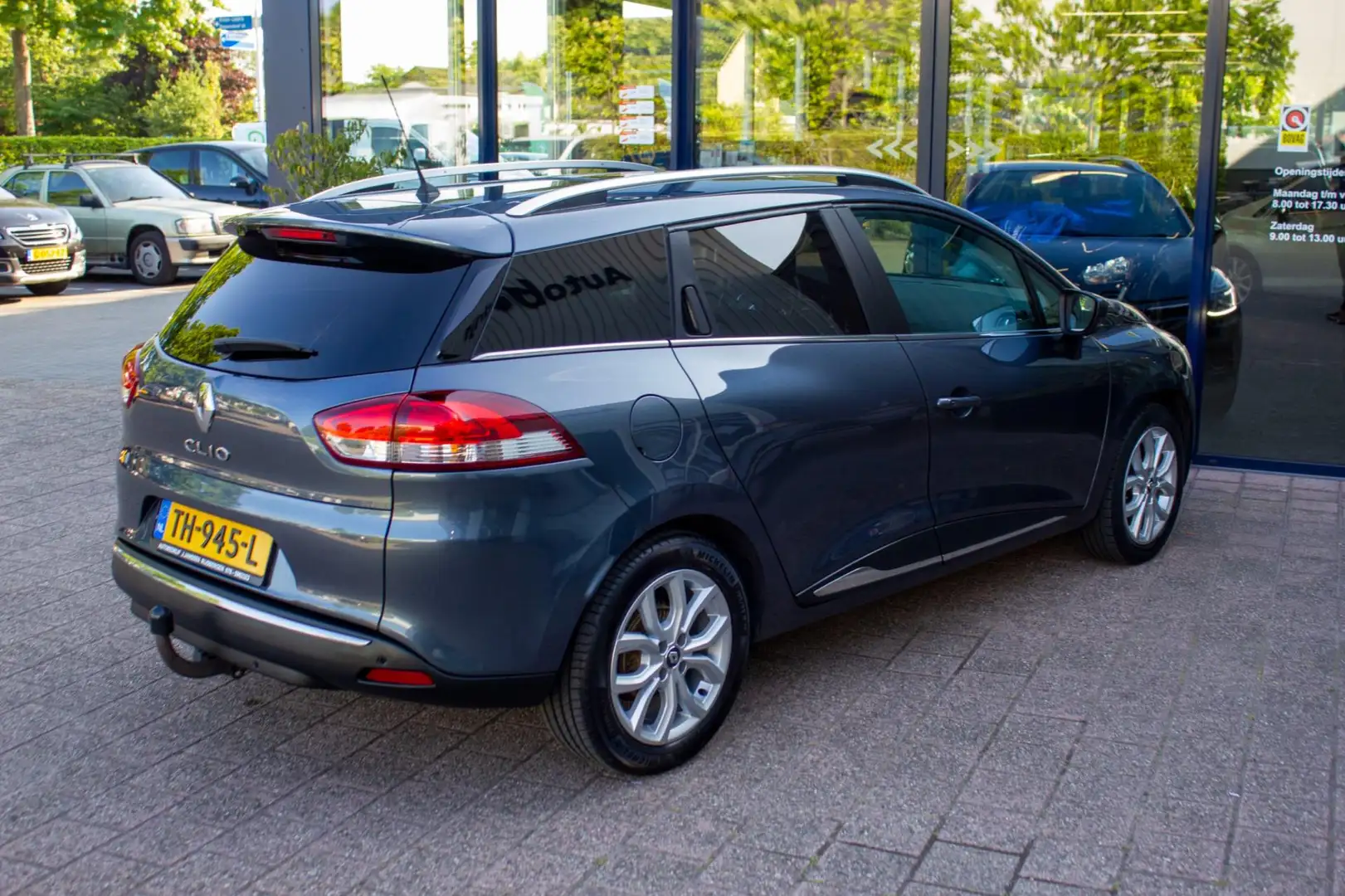 Renault Clio Estate 0.9 TCe Intens |Prijs rijklaar incl. 12 mnd Grijs - 2
