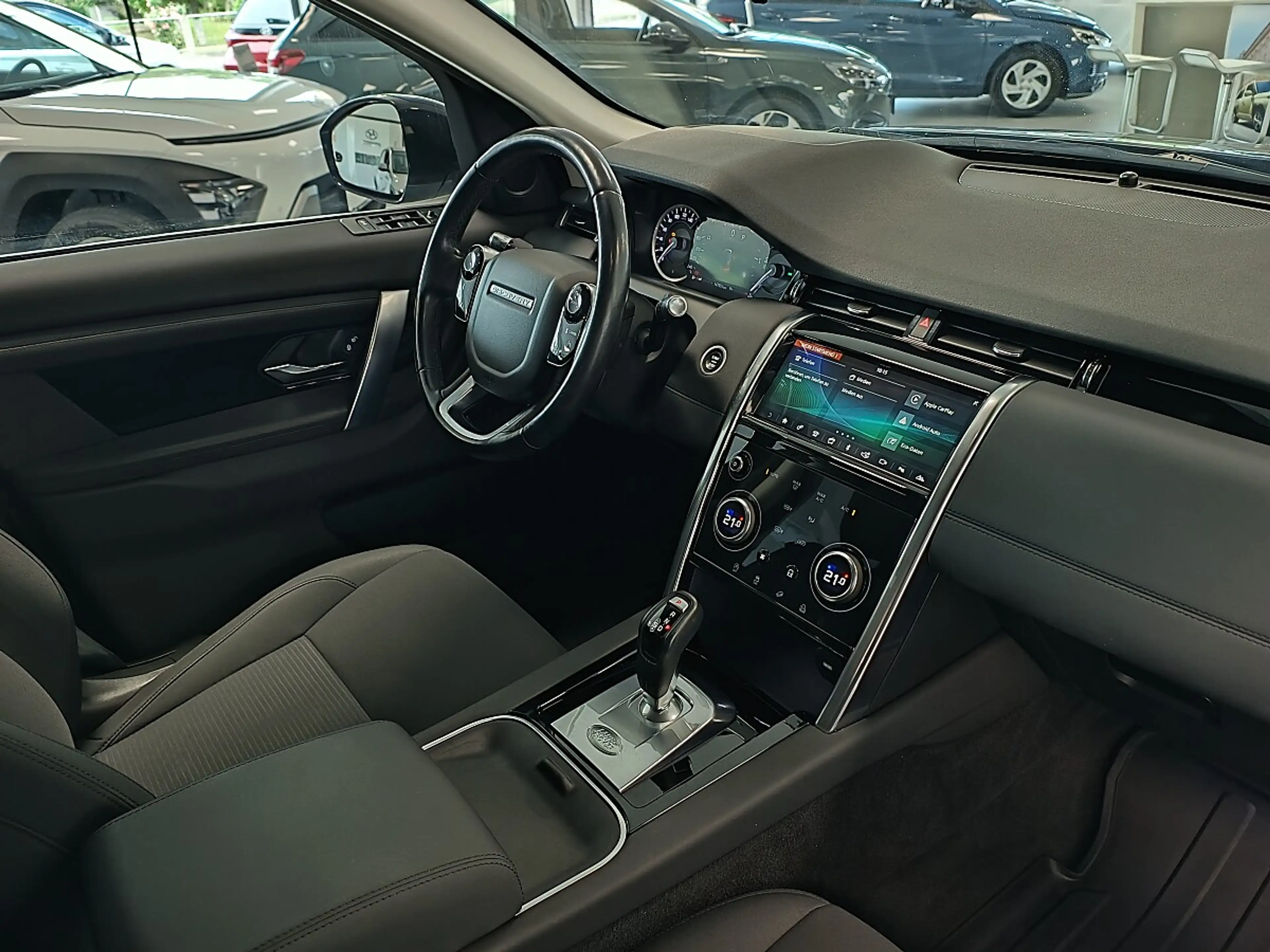 Land Rover Discovery Sport 2,0 TD4 150 4WD Pure Aut. *LED*Klima*SHZ*RFK* — photo 10