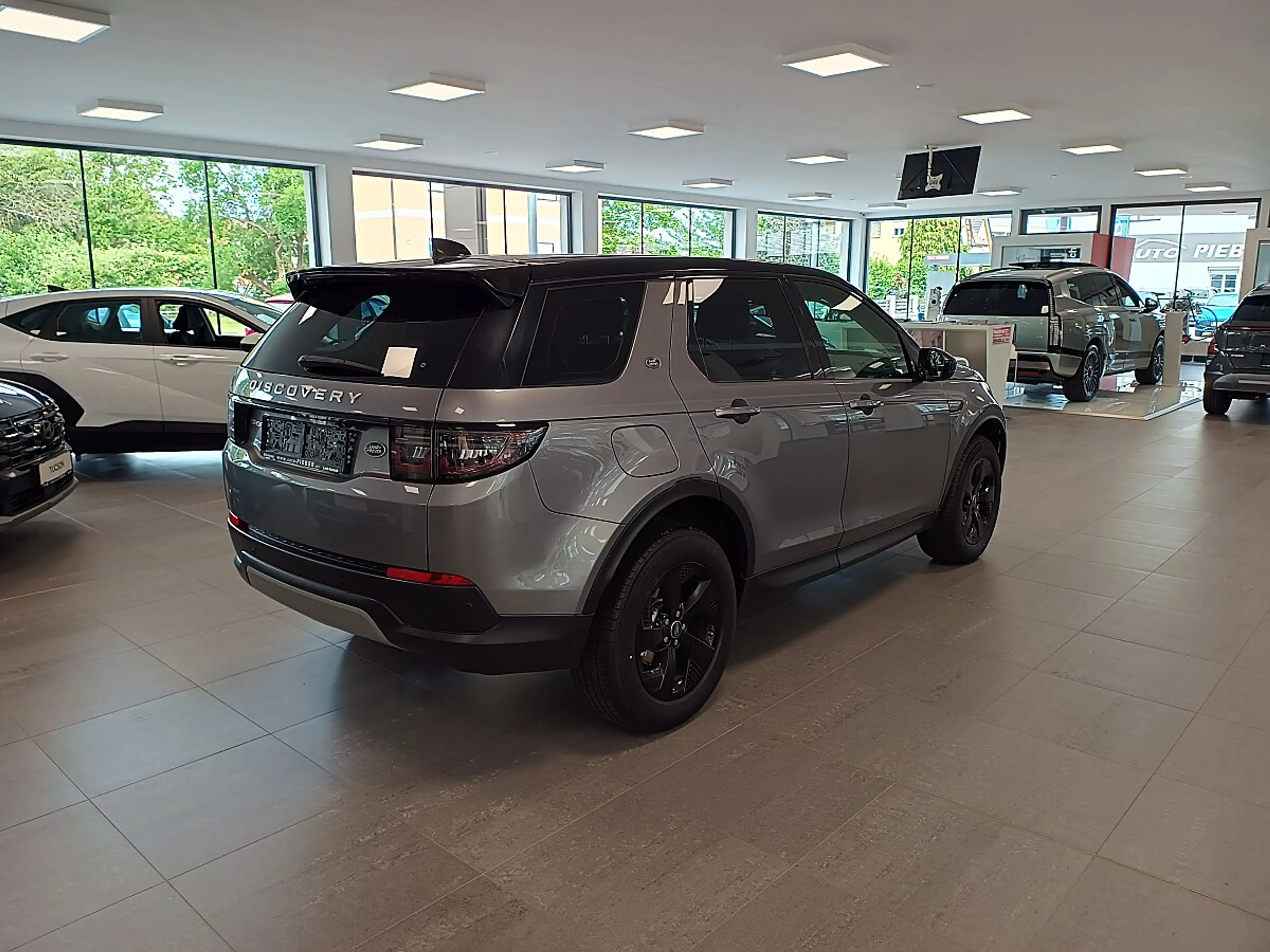 Land Rover Discovery Sport 2,0 TD4 150 4WD Pure Aut. *LED*Klima*SHZ*RFK* — photo 5