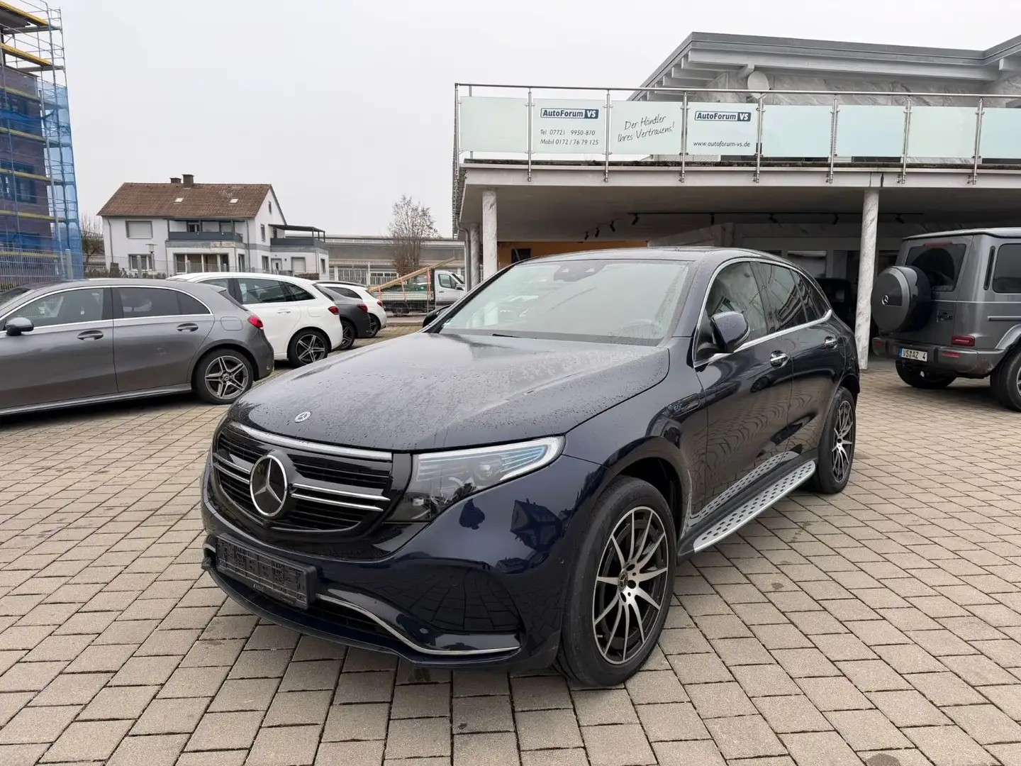 Mercedes-Benz EQC 400 400 4Matic*AMG*MBUX*SD*Distr.*RCAM Blau - 2
