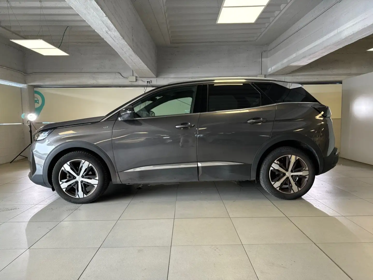 Peugeot 3008 BlueHDI 130 S&S EAT8 GT aut. Grigio - 2