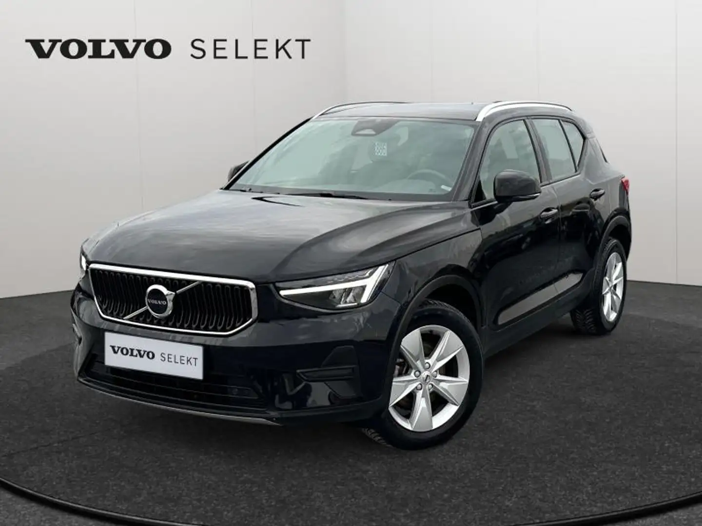 Volvo XC40 B3 Core / Essence Noir - 1