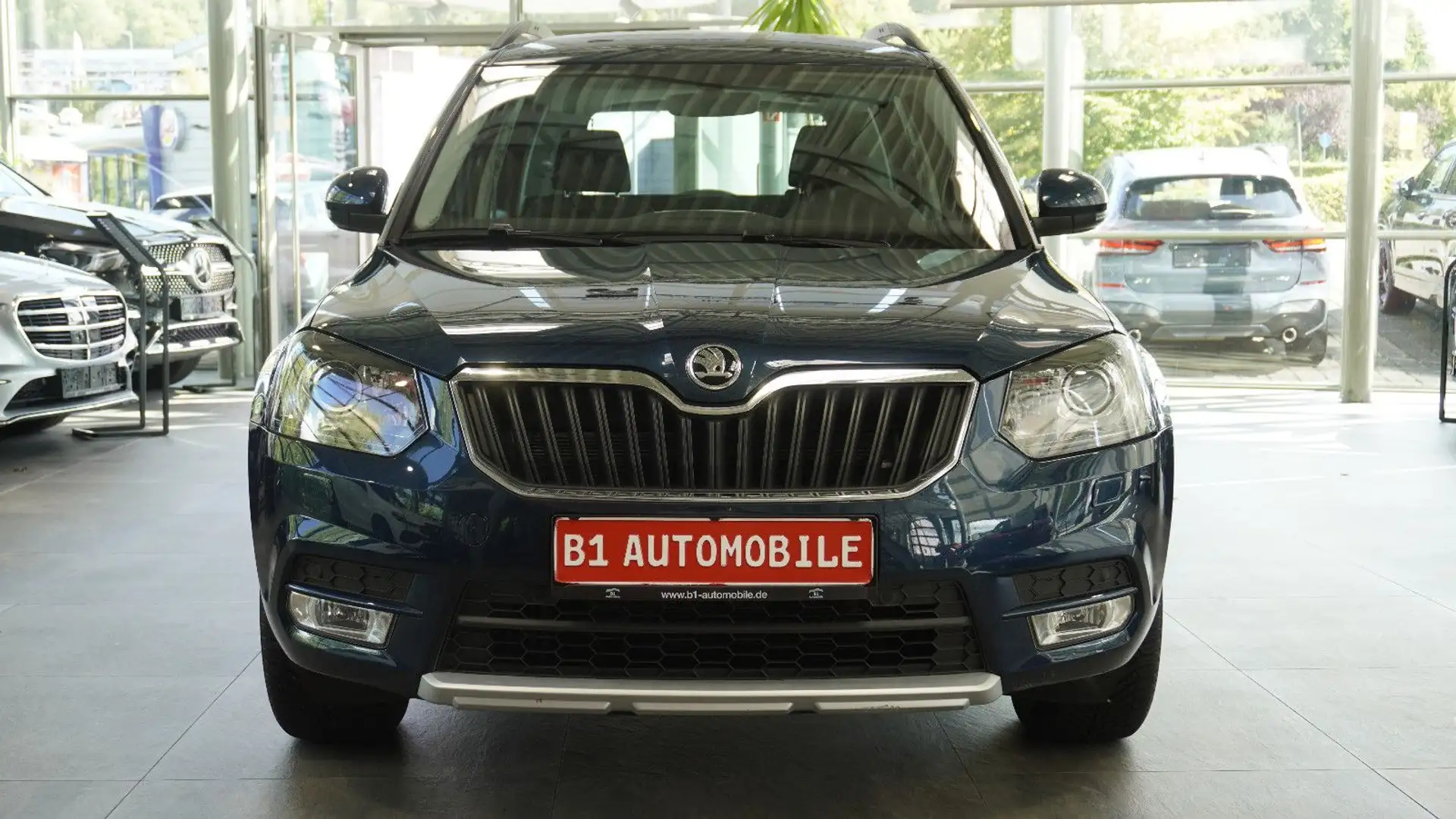 Skoda Yeti Joy 4x4 DSG*1 Hand*BI-XENON*DAB*PDC*LED*SHZ Blau - 2