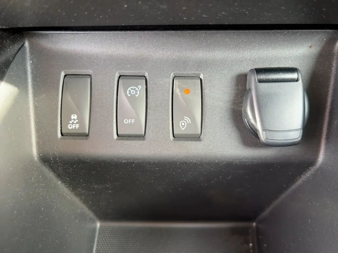 Dacia Spring Essential 45 LED Navi Klima Kamera Allwetter 15