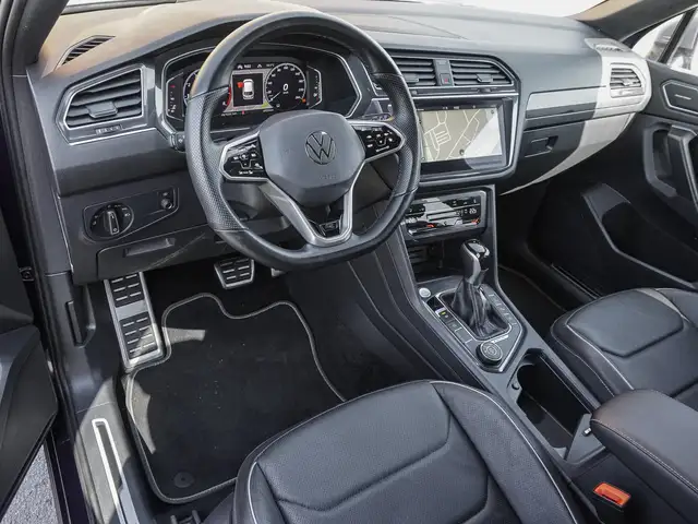 Volkswagen Tiguan Allspace view 10