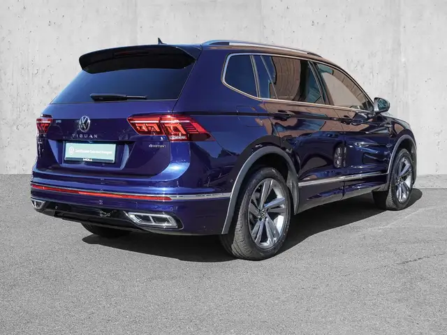 Volkswagen Tiguan Allspace view 4