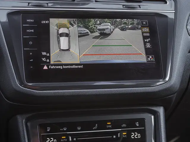 Volkswagen Tiguan Allspace view 14