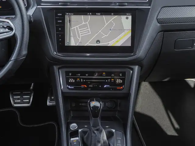 Volkswagen Tiguan Allspace view 13