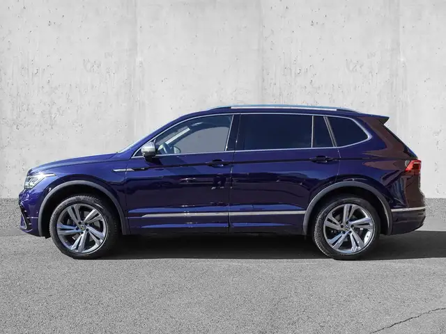 Volkswagen Tiguan Allspace view 5