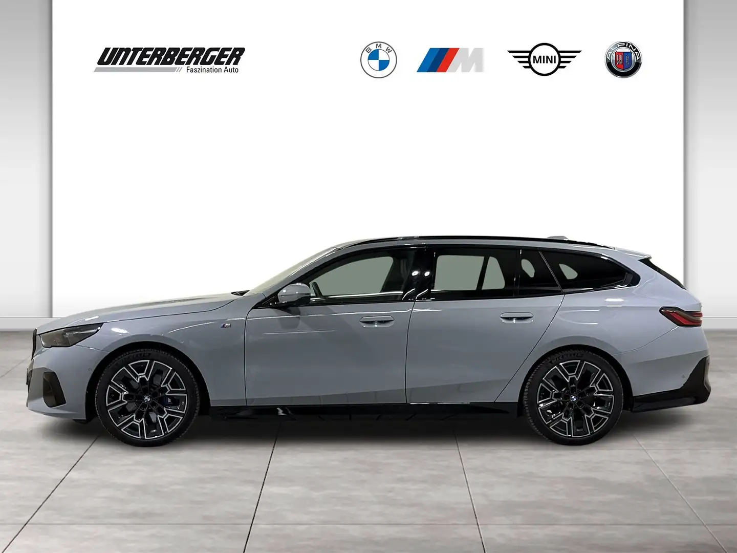 BMW 540 d xDrive Touring M Sportpaket AHK Iconic Pano ACC Gri - 2