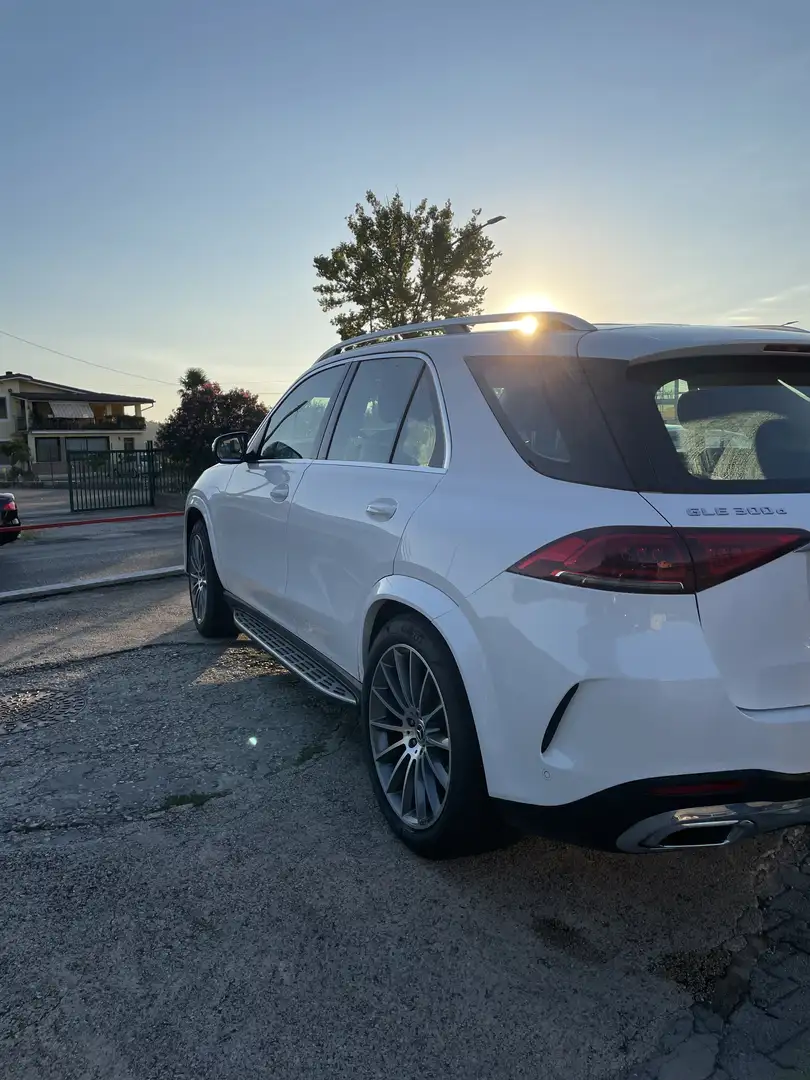Mercedes-Benz GLE 300 d Premium 4matic auto - 1