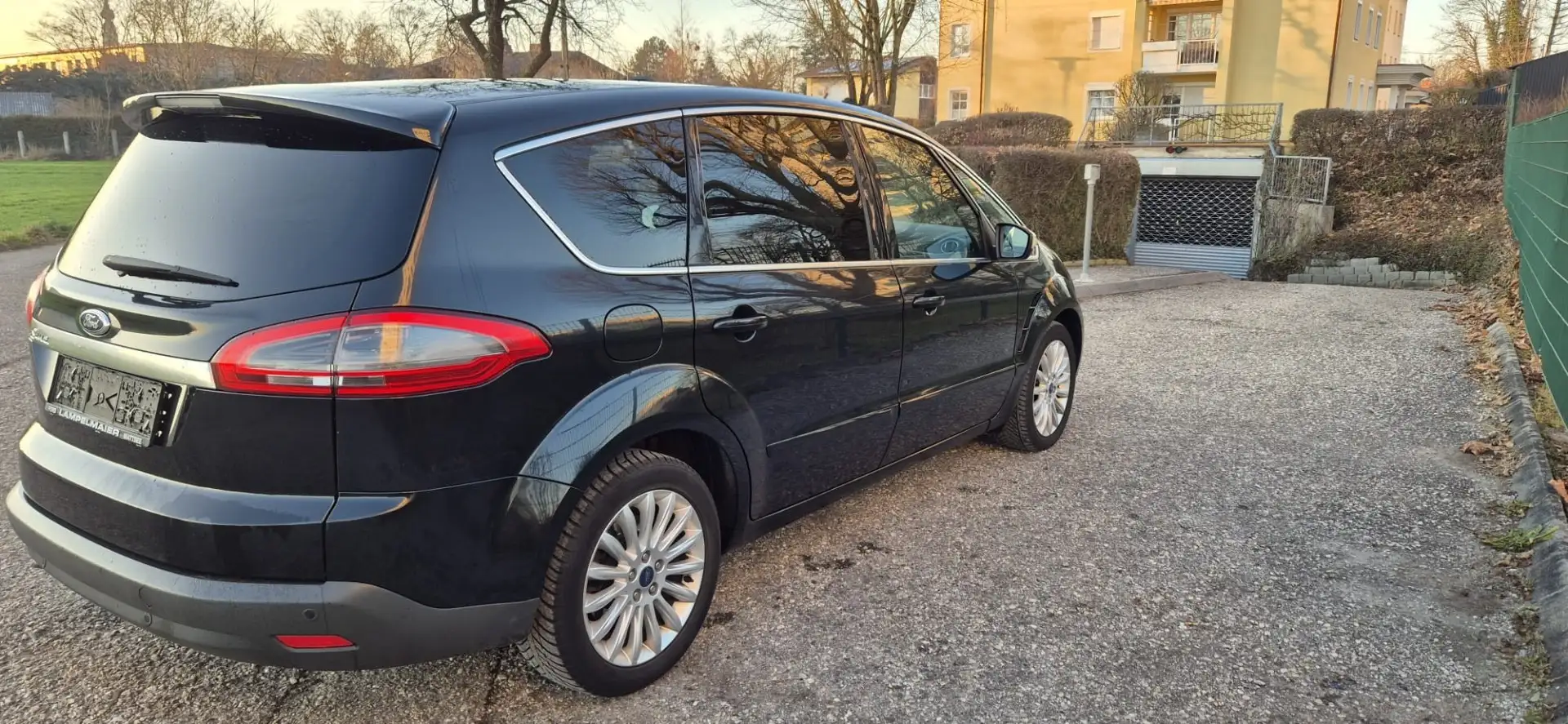Ford S-Max Titanium 2,0 TDCi DPF - 1