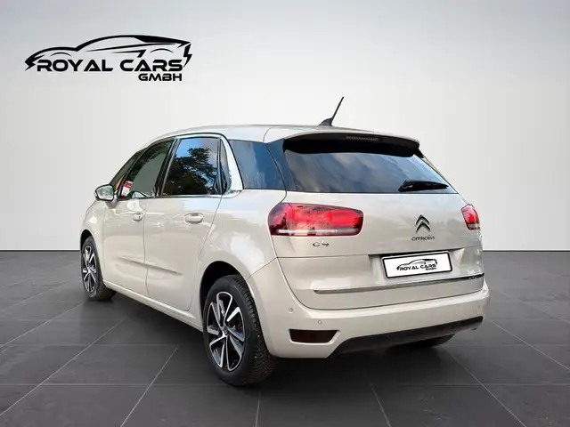 Citroen C4 Picasso view 7