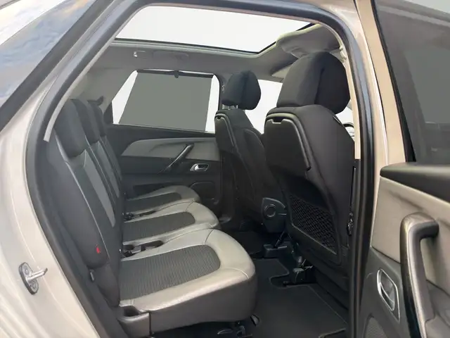 Citroen C4 Picasso view 18