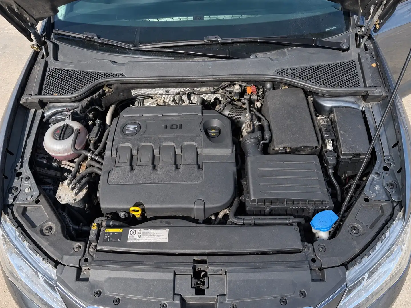SEAT Leon León 1.6TDI CR S&S Style 105 - 2