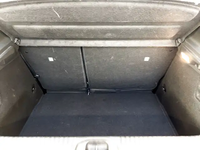 Renault Clio view 6