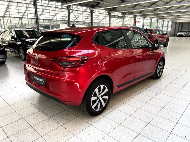 Renault Clio view 5