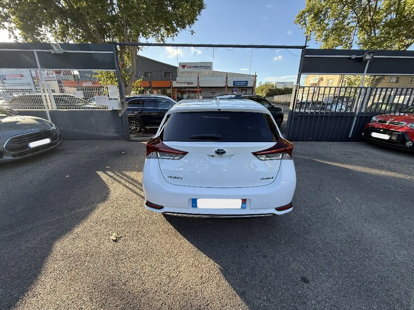 Toyota Auris 1.8 Hybride 136h Design nav TechnoLine - 2