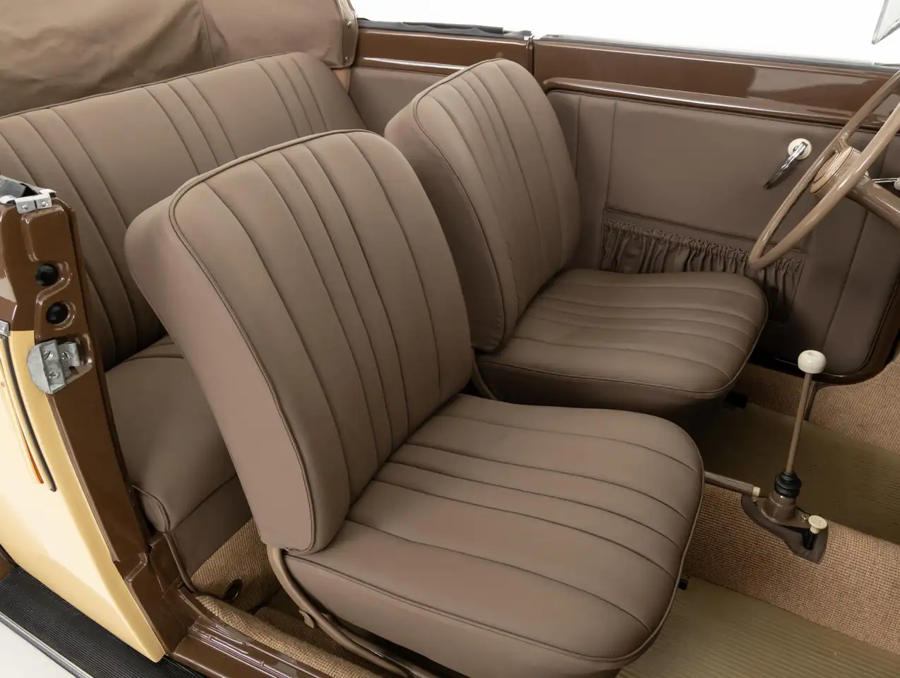 Volkswagen Kever Type 15 Split Window Convertible, foto 8