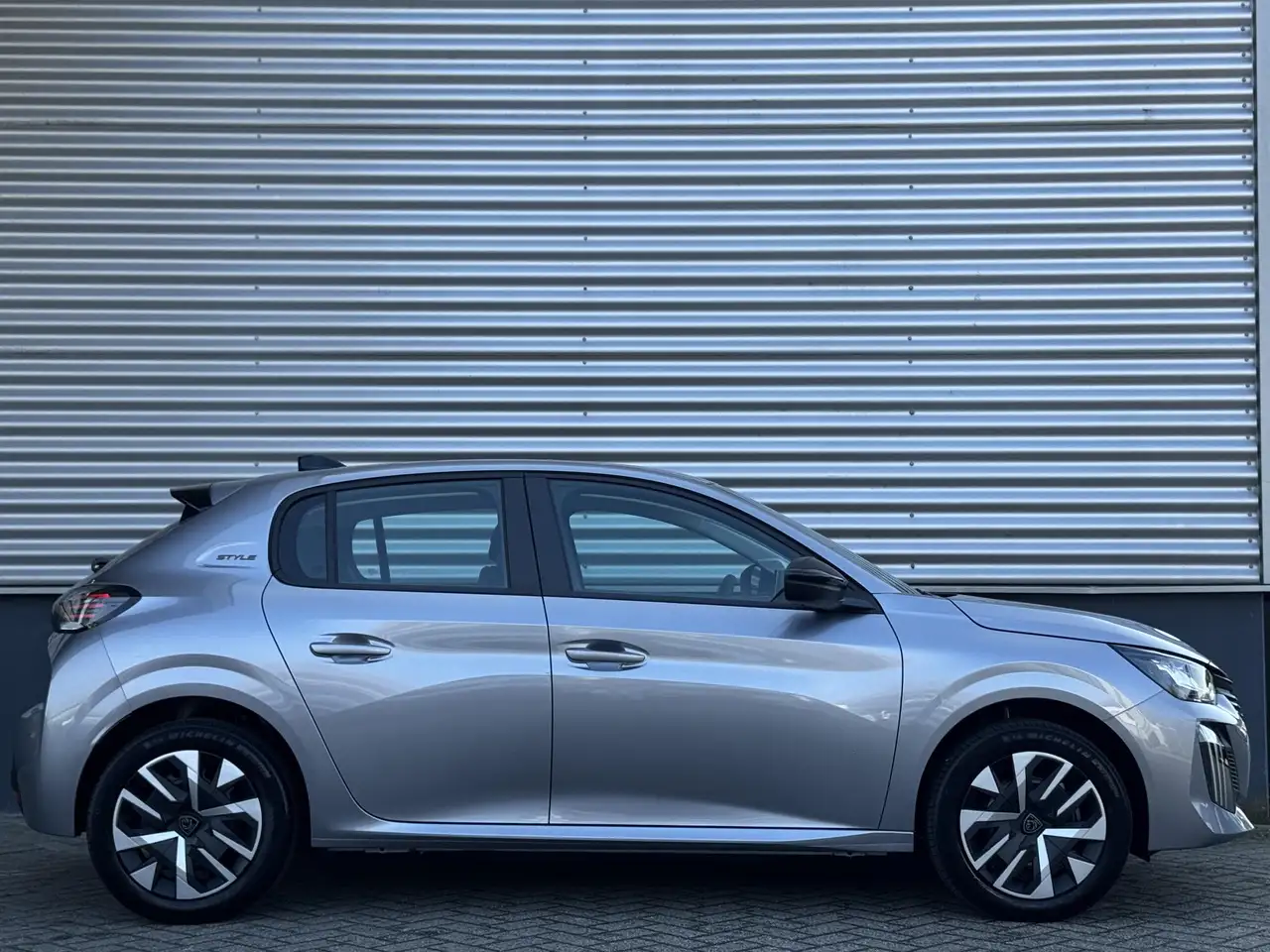 Peugeot e-208 2026