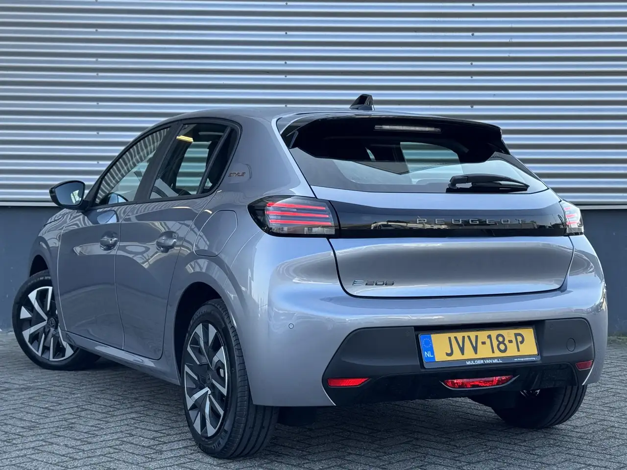 Peugeot e-208 2026
