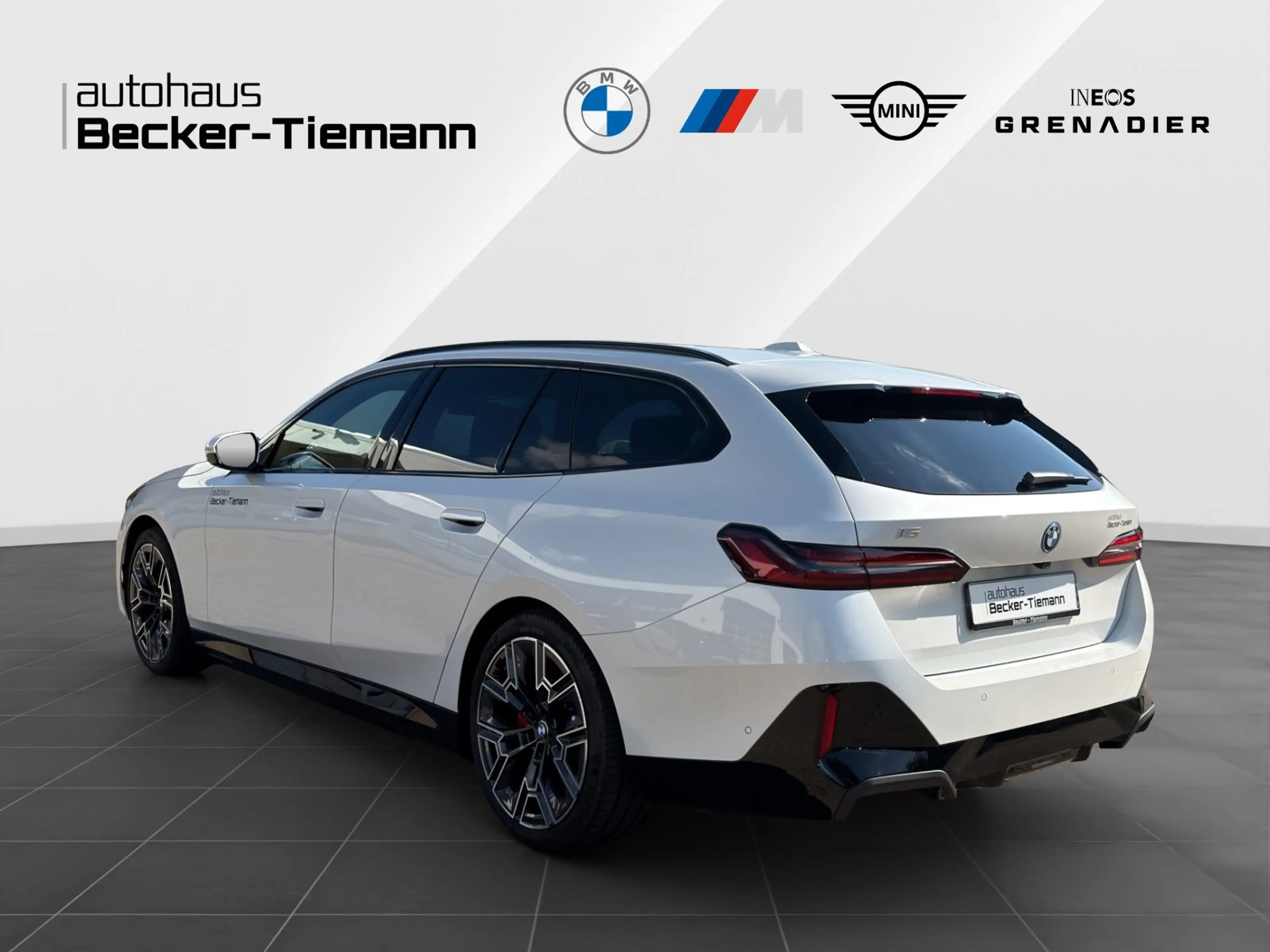 BMW i5 eDrive40  UPE 91.105,- € #exclusive — photo 4