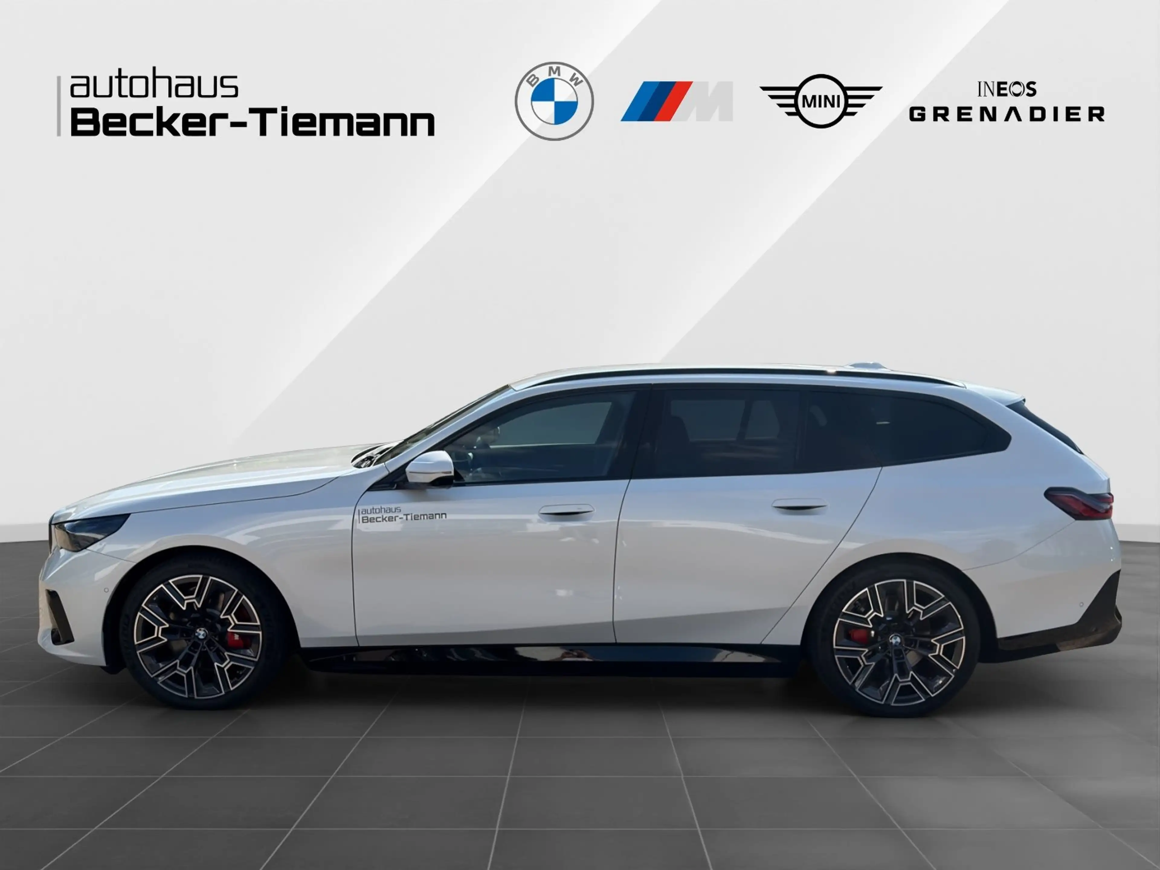 BMW i5 eDrive40  UPE 91.105,- € #exclusive — photo 3