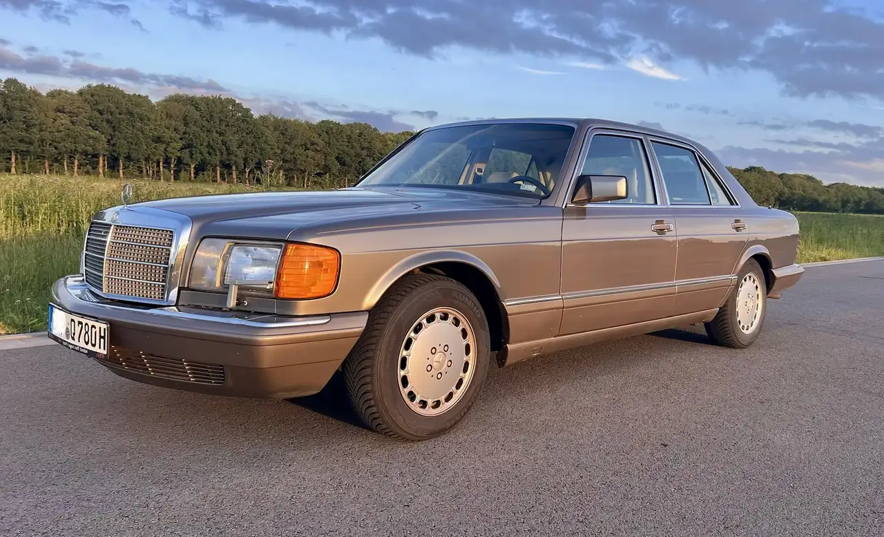 Mercedes-Benz S 300 W 126, foto 2