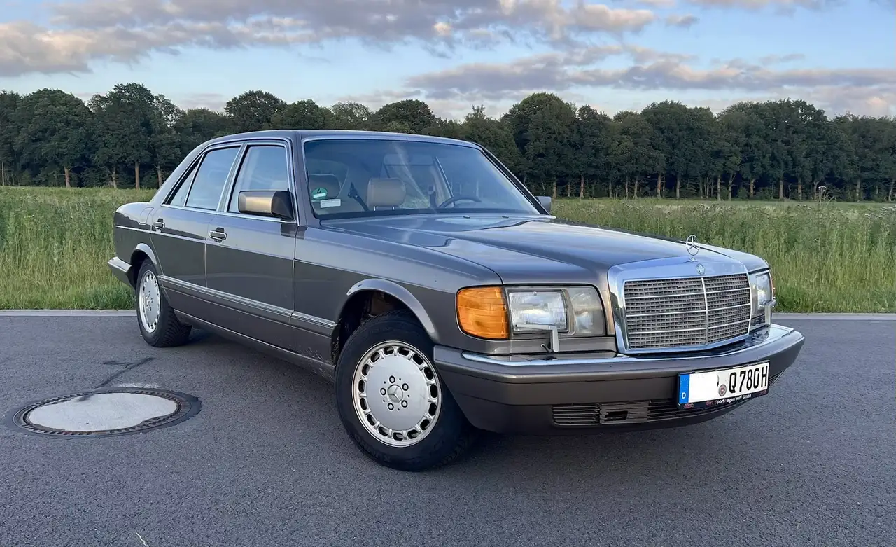 Mercedes-Benz S 300 W 126, foto 1