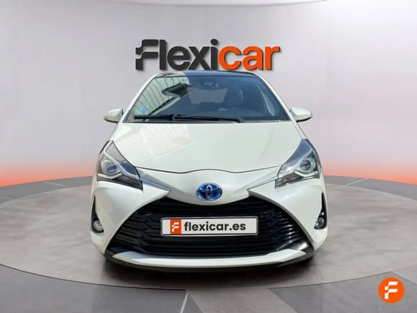 Toyota Yaris 100H 1.5 Active Blanco - 2