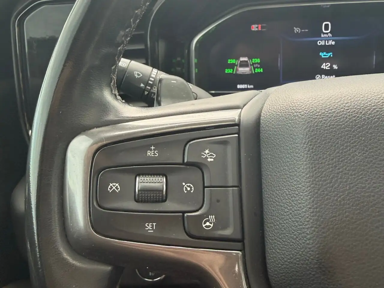 Chevrolet Silverado 1500 снимка Chevrolet Silverado 1500