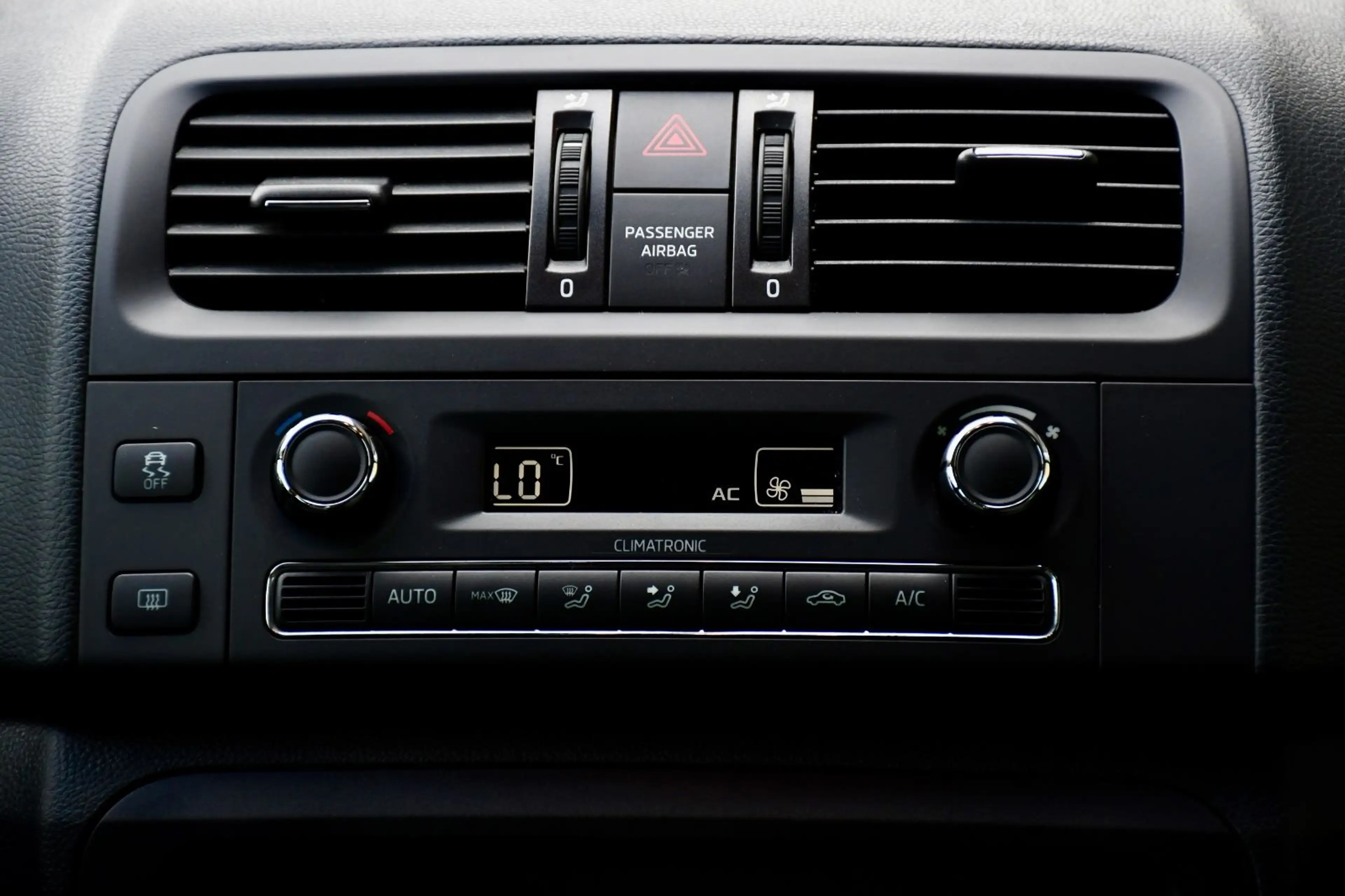 Skoda Roomster Ambition Edition AHK 1Hand Klima Sitzh — photo 12